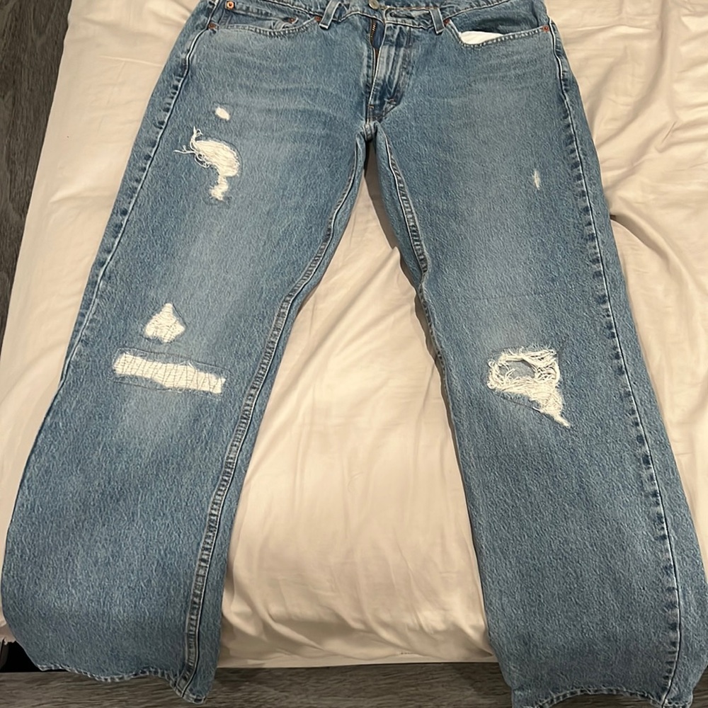 514 Levi’s. Excellent condition. Hardly ever worn. No stains/damage at all.
